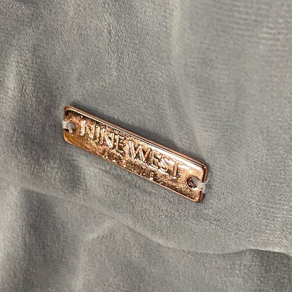 Nine West active wear 1/4 zip hooded jacket size small gray - Picture 3 of 4